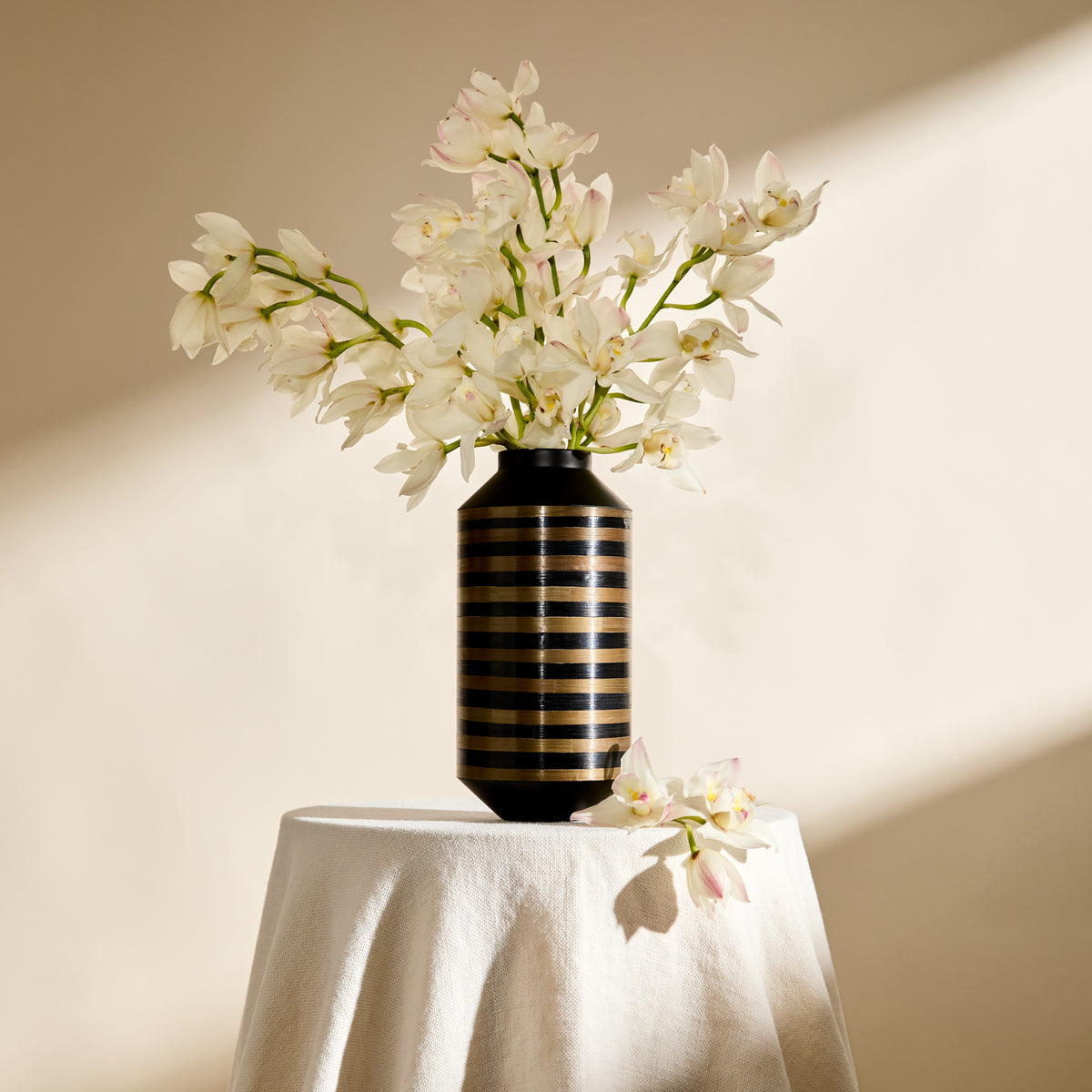 Notte Striped Straw Marquetry Vase