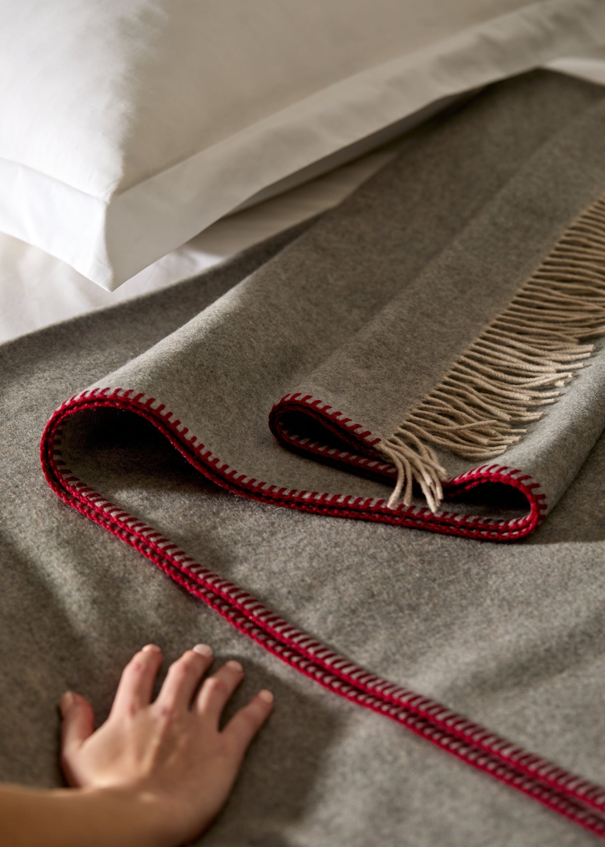 Fringed Cashmere Throw With Whipstitch Trim