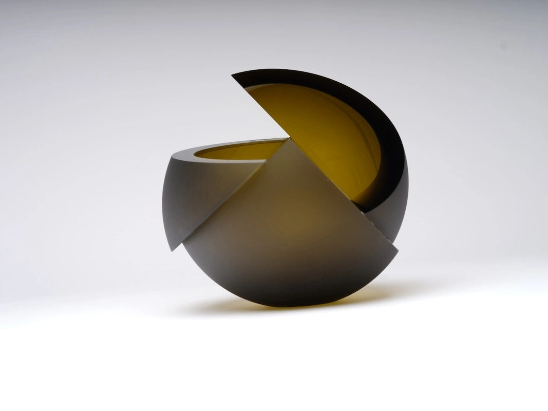 Large Armadillo Sphere Glass Vase