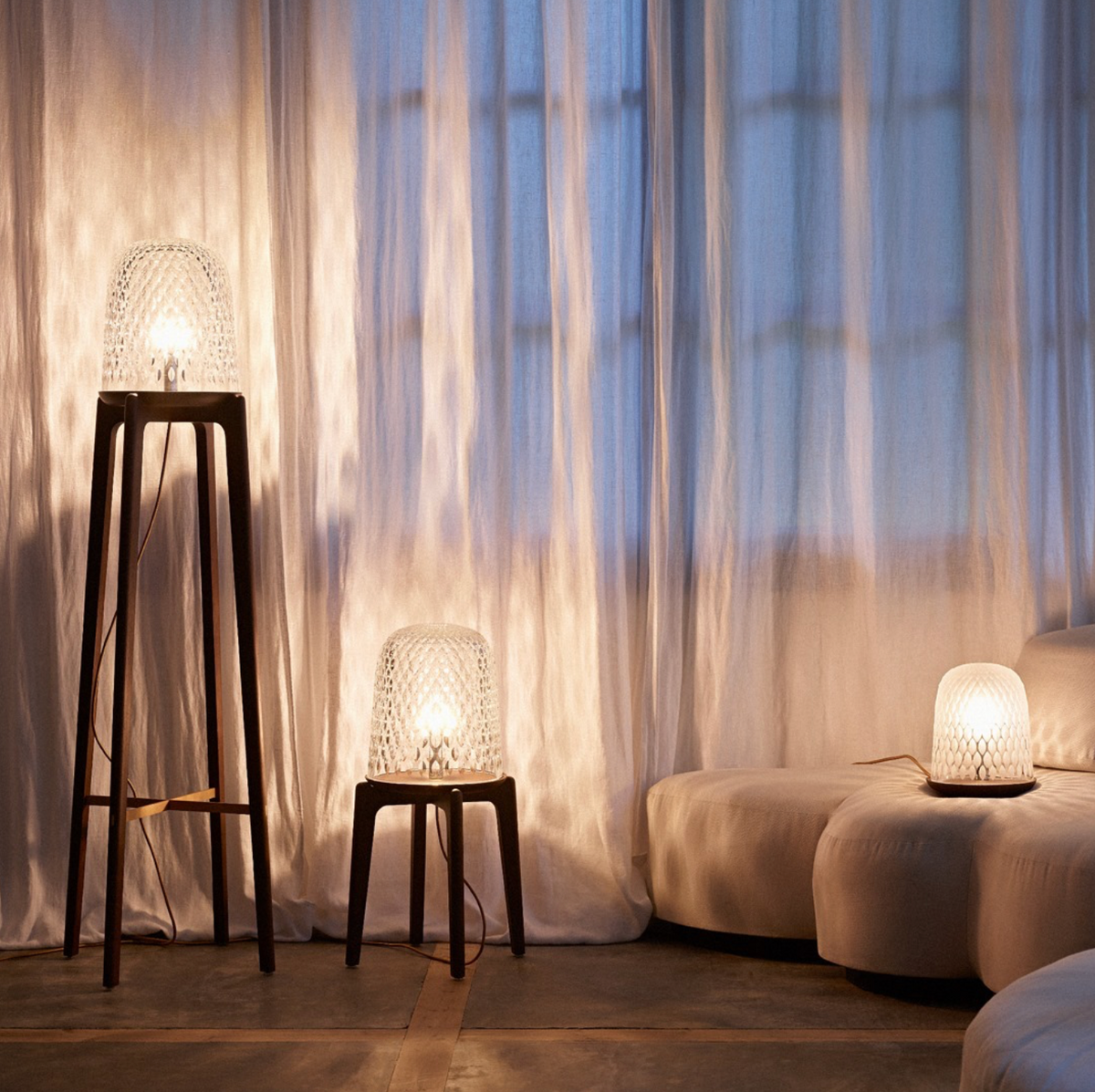 Folia Table Lamp