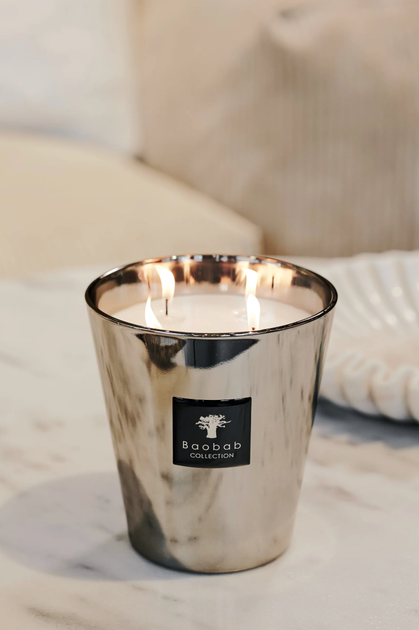 Les Exclusives Platinum Candle - Max 16